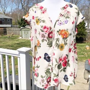 Split Neck Rolled Short Sleeve Floral Blouse